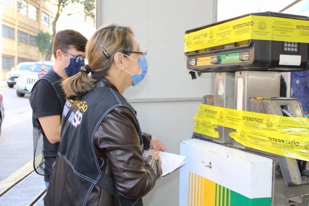 ANP retoma fiscalização da qualidade dos combustíveis após cortes