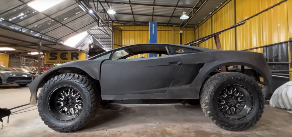 Gallardo Hilux 3 Gallardo Hilux lateral