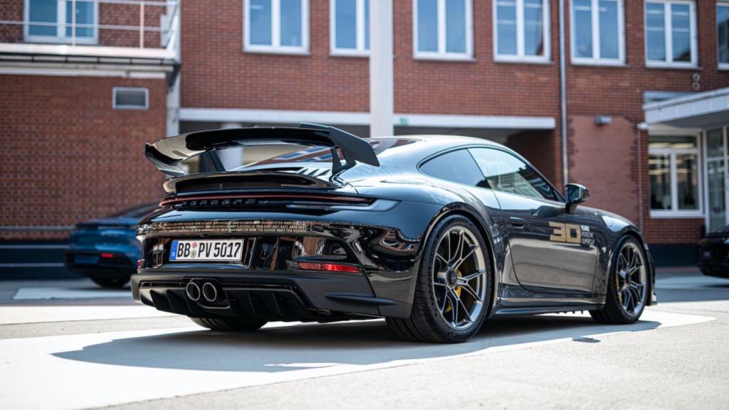 PMSC2022 911 GT3 Sonderwunsch 30y7842 Porsche 911 GT3 – 30 Years of Porsche Supercup traseira