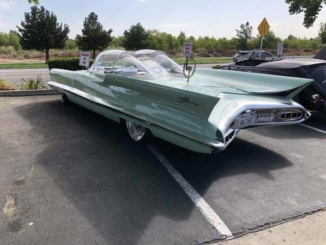 18ffd0353348b6386d856c3001d700b8 lincoln futura