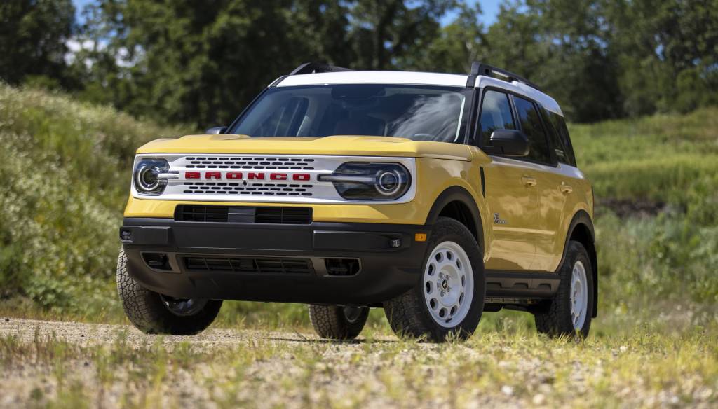 2023-Ford-Bronco-Sport-Heritage-Limited-Edition_Yellowstone_Metallic-1 Ford Bronco Sport-Heritage Limited Edition