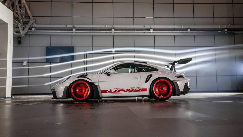 2023-Porsche-911-GT3-RS-00010 2023-Porsche-911-GT3-RS