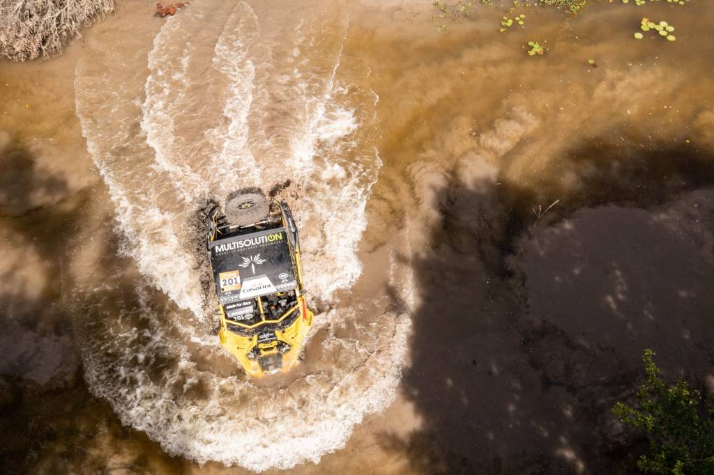 Deninho Casarini: bicampeão dos UTVs Deninho Casarini: bicampeão dos UTVs