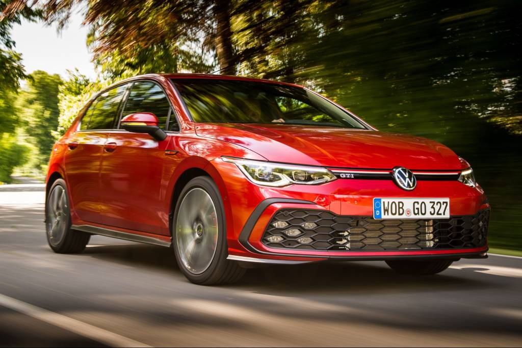 Volkswagen Golf só terá câmbio automático a partir de 2024