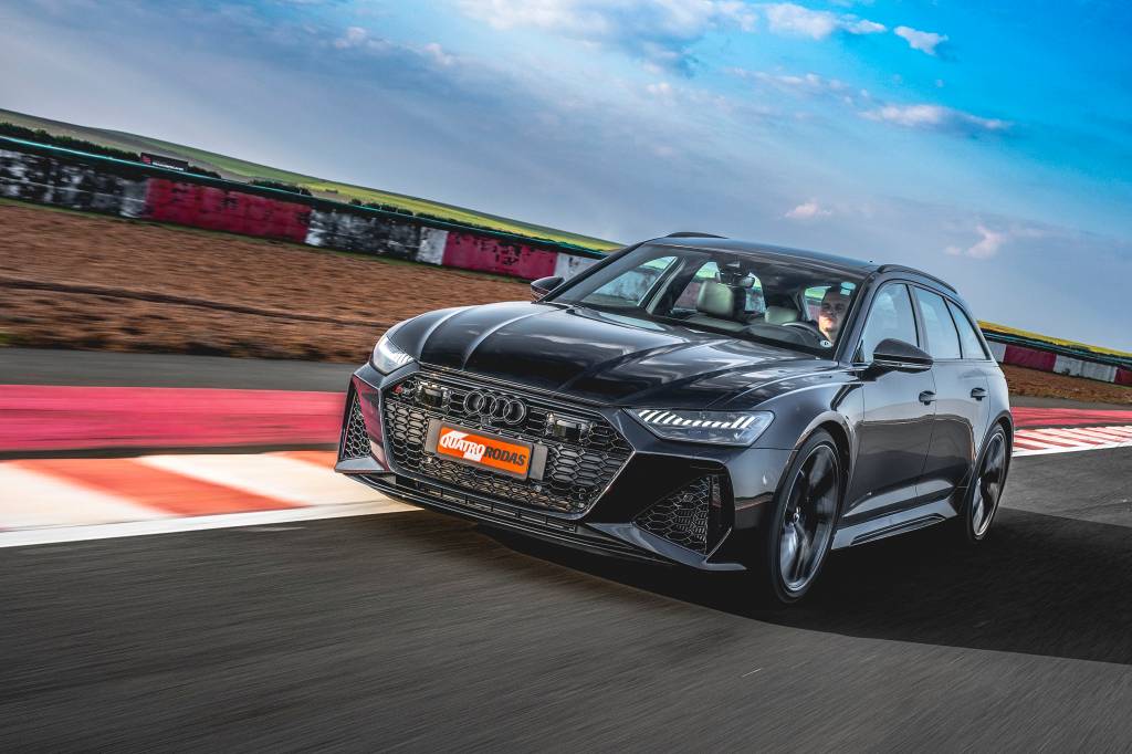 Audi RS6 Avant 2022 (3) Audi RS6 Avant 2022