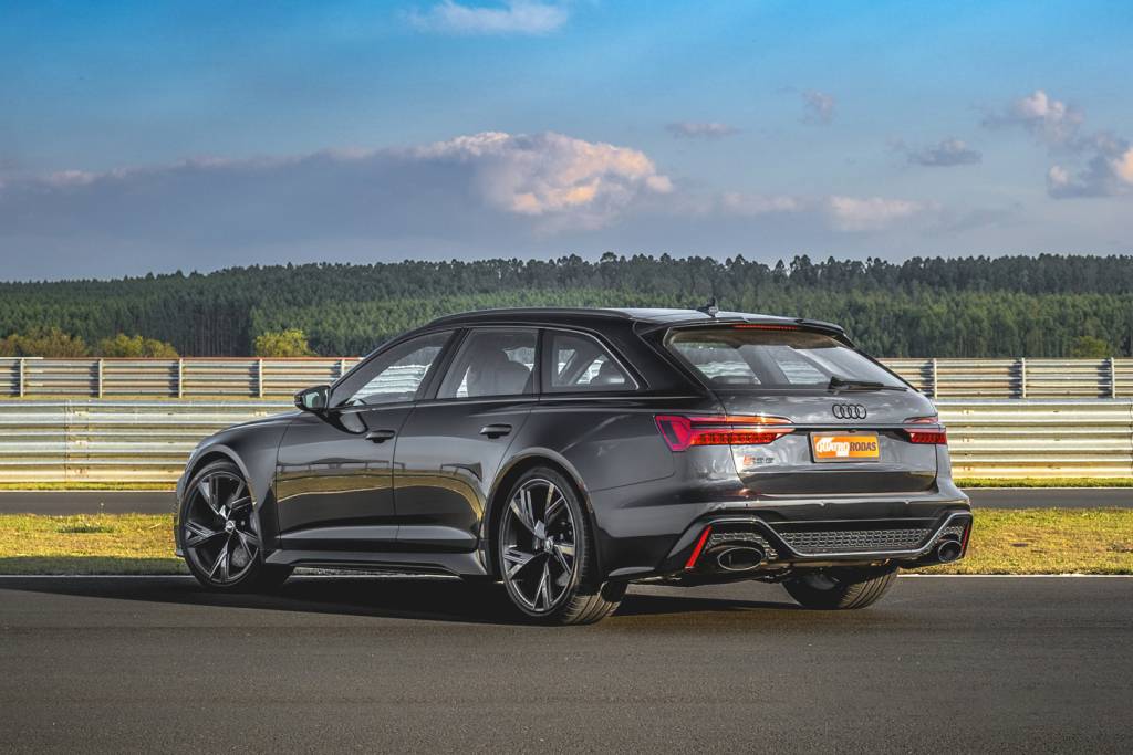 Audi RS6 Avant 2022 (5) Audi RS6 Avant 2022