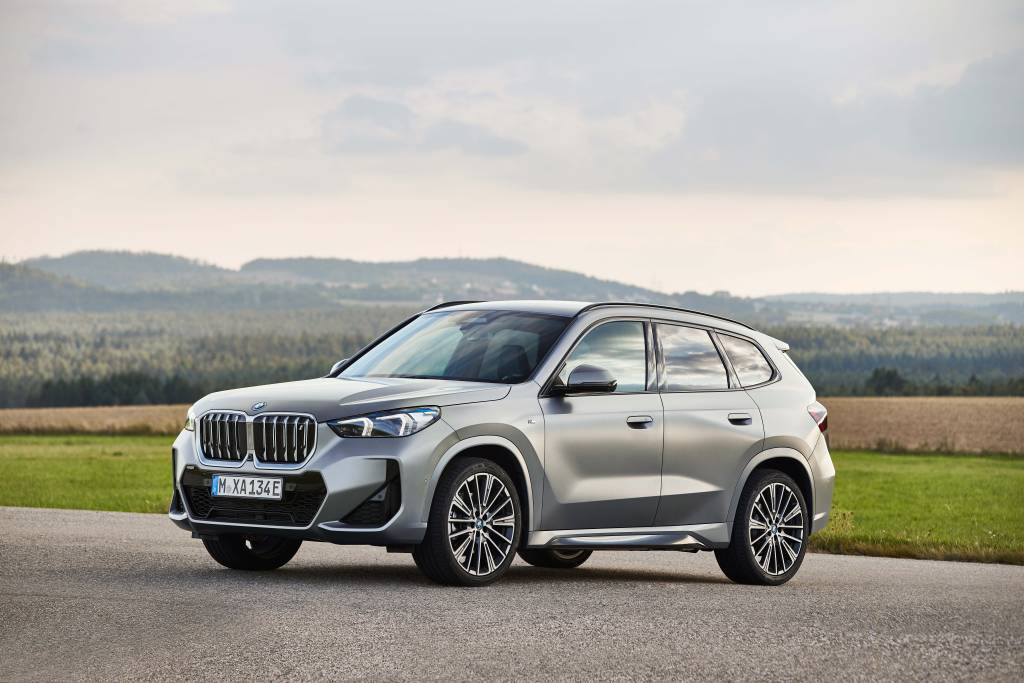 BMW iX1 xDrive30-33 BMW iX1: X1 elétrico anda como sedã esportivo mas tem até modo relaxante