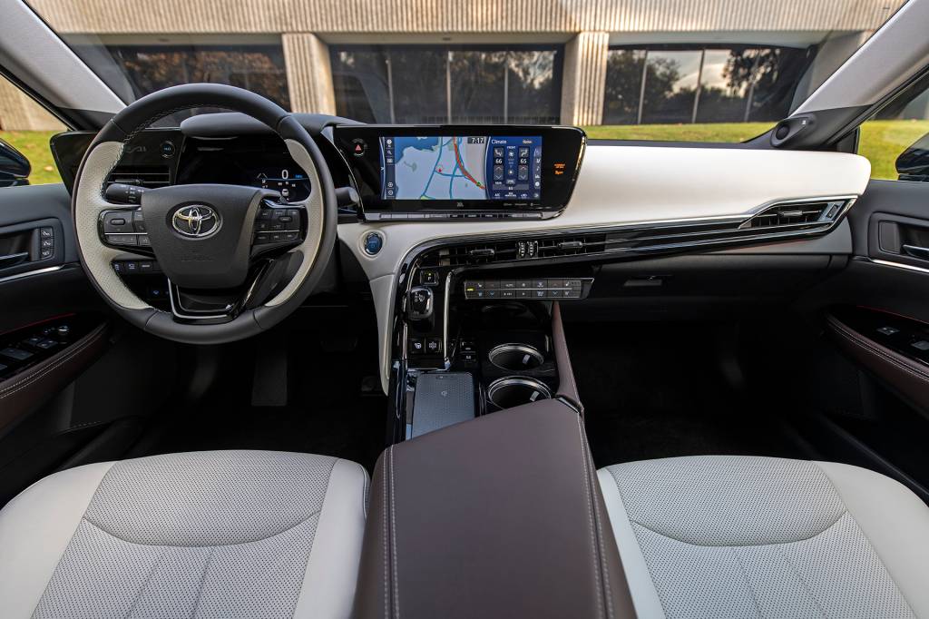 Toyota Mirai painel Botão