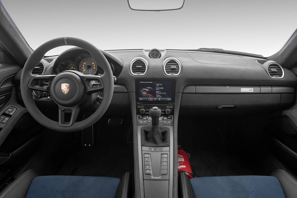 07947 Porsche 718 Cayman GT4 RS