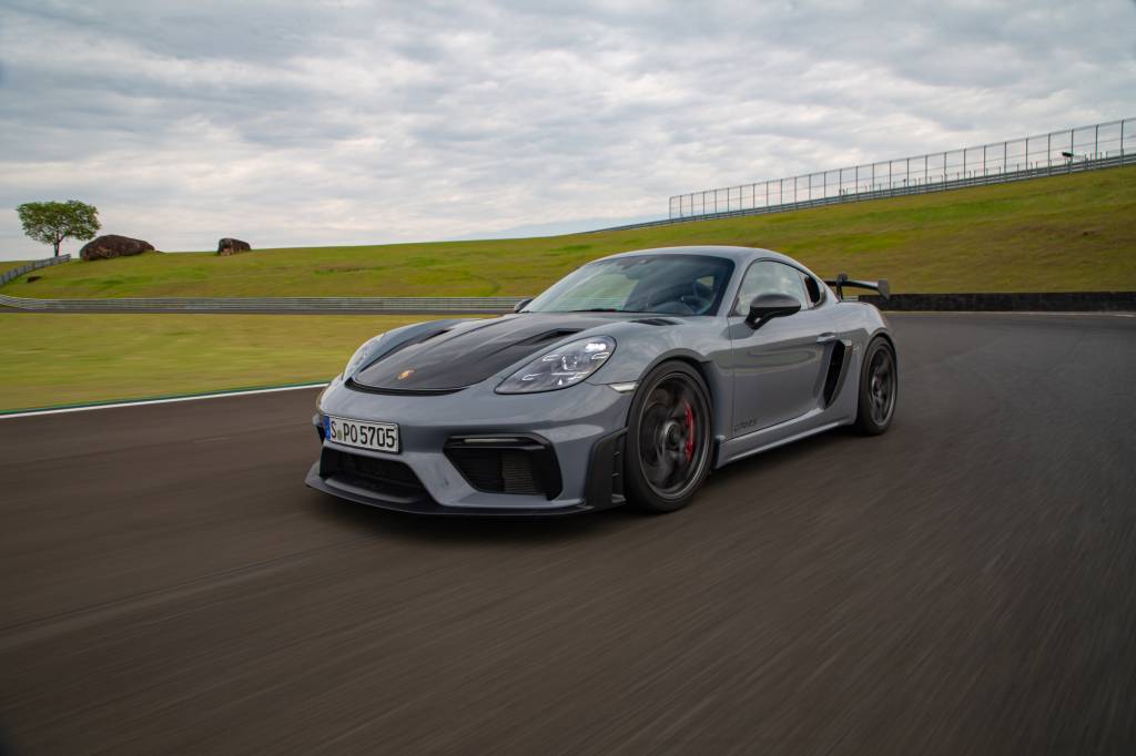 10871 Porsche 718 Cayman GT4 RS