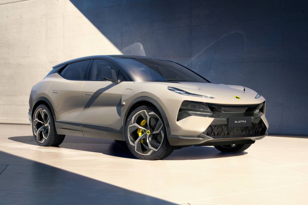 Lotus-Eletre-hero-image_5 Lotus-Eletre-hero-image_5