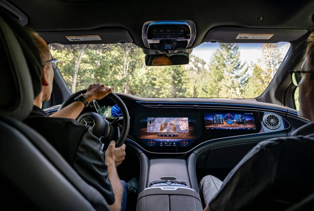 Euro NCAP poderá punir carros com muitos comandos sensíveis ao toque