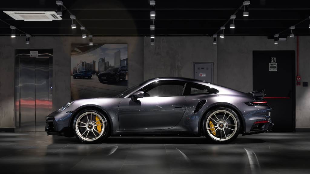 Porsche 2 Porsche Sonderwunsch lateral