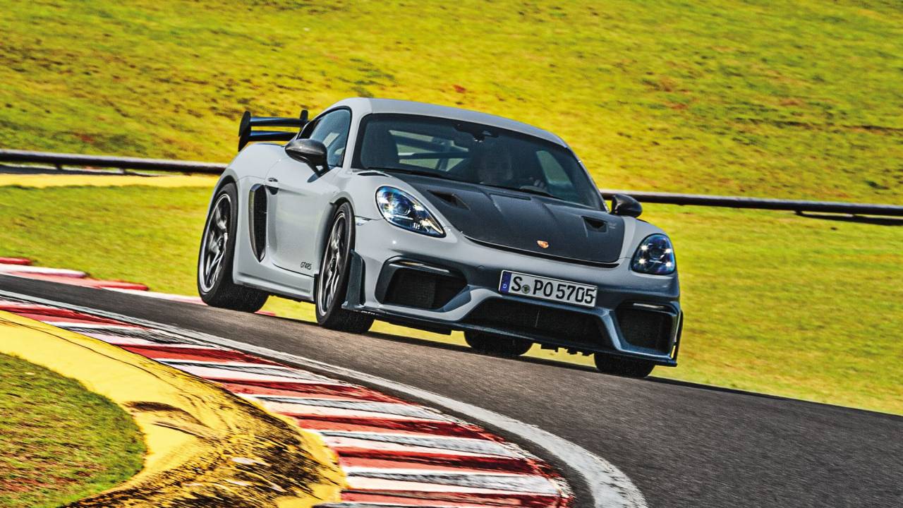 Cayman GT4