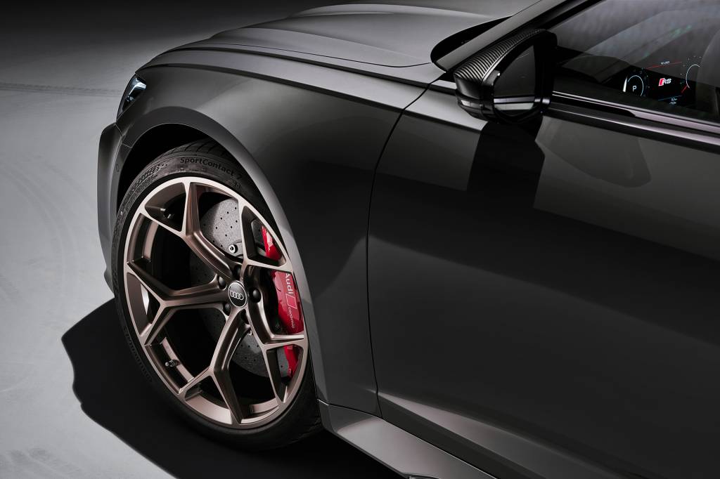 Audi RS6 Avant Performance (1) Audi RS6 Avant Performance (1)