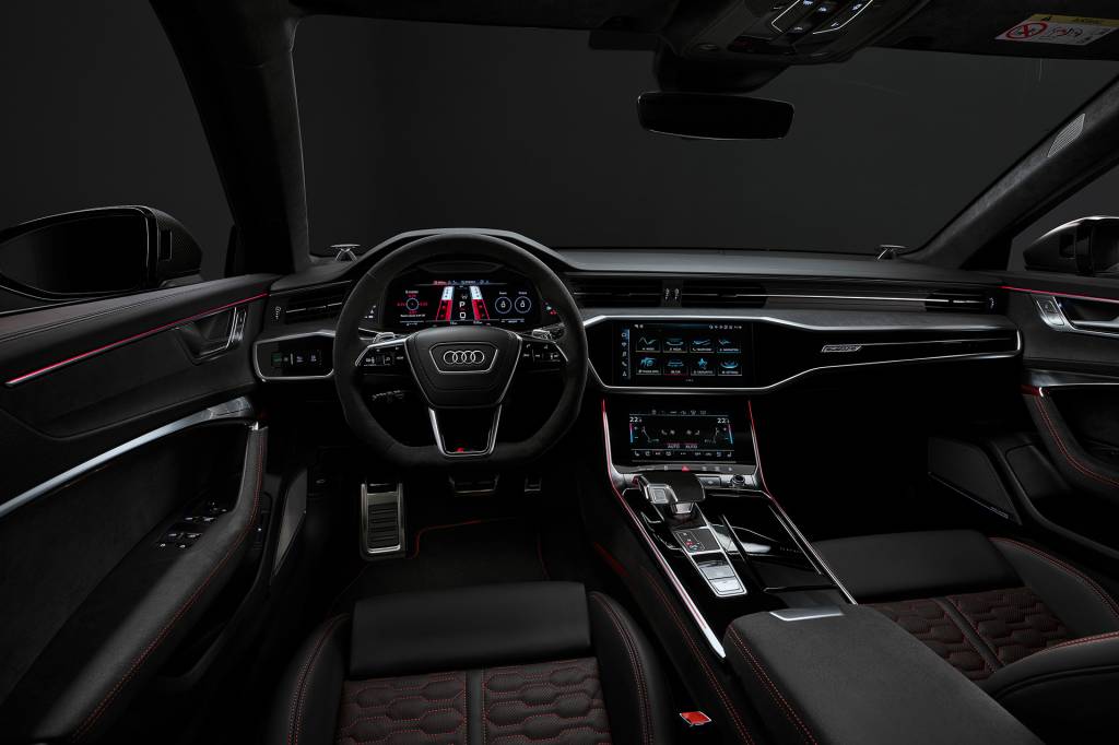 Audi RS6 Avant Performance (2) Interior do modelo de luxo está intencionalmente mais caro