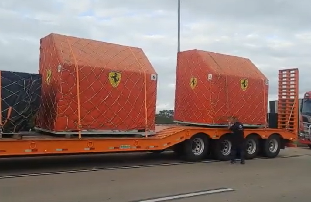 Equipamentos da Ferrari presos em protestos antidemocráticos (1)