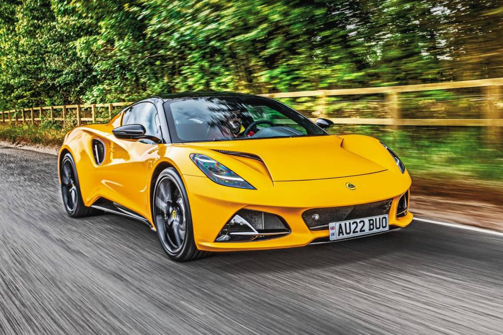 Emira: dirigimos o último esportivo a combustão da Lotus