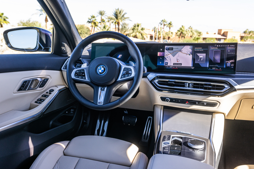 bmw_3_series_sedan_88_7 BMW 330e