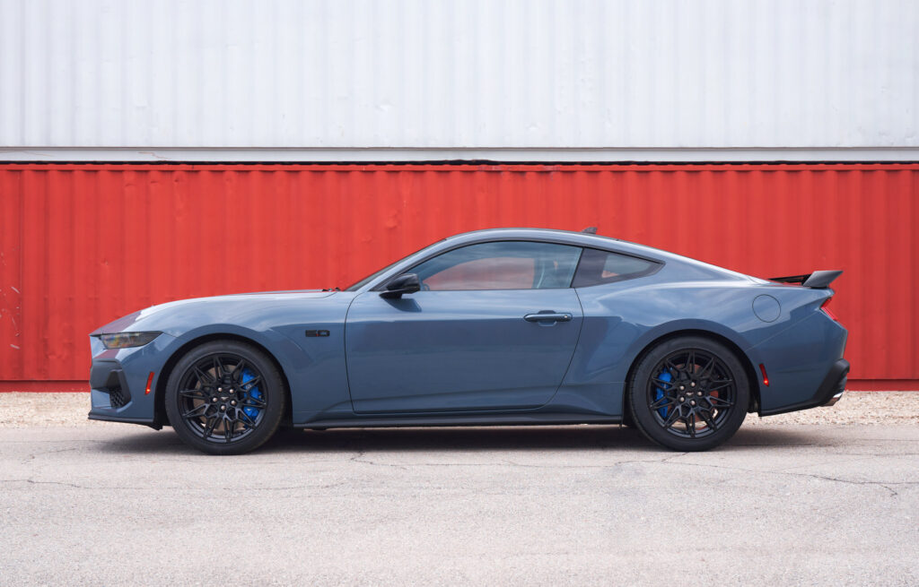 https___www.carscoops.com_wp-content_uploads_2022_09_2024-Ford-Mustang-00008-1024×655 Ford Mustang 2024