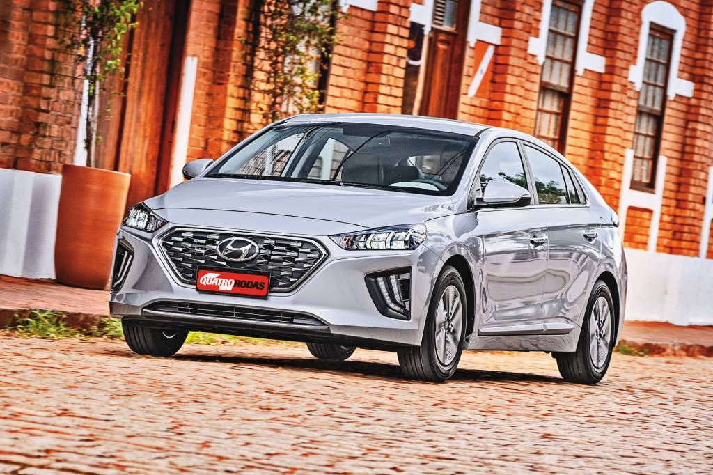 Testamos o Hyundai Ioniq, carro híbrido que não tem preço e faz 23,2 km/l