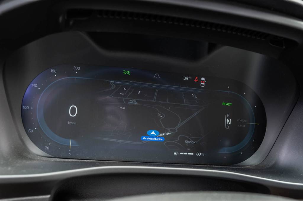 Volvo XC40 Recharge Plus testado por QUATRO RODAS (9) Volvo XC40 Recharge Plus testado por QUATRO RODAS (9)