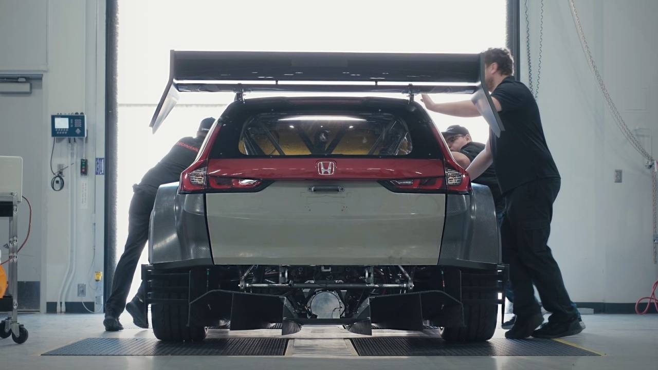 Honda CR-V Hybrid Racer