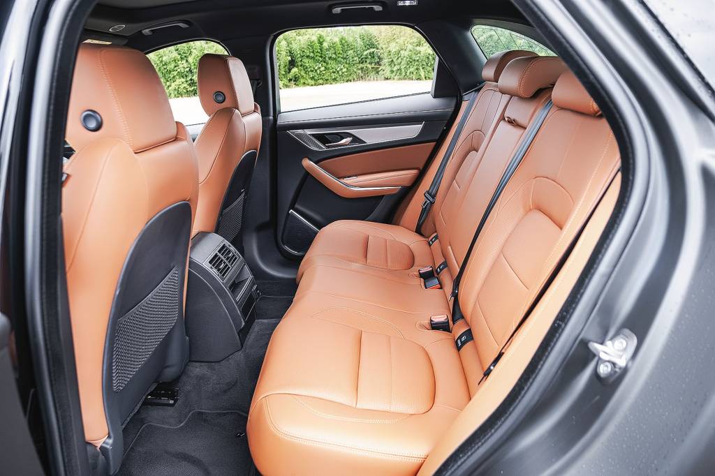 Jaguar FPace Jaguar FPace