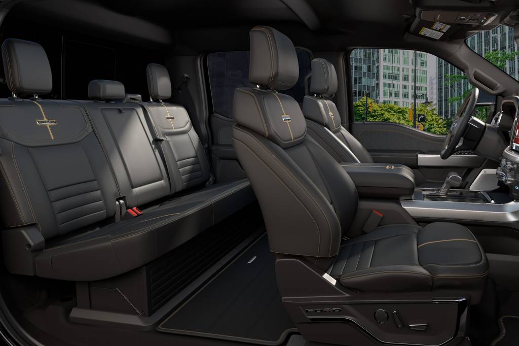Interior_Platinum_3 Interior_Platinum_3