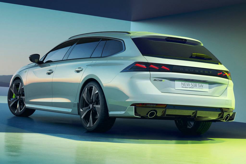 Peugeot 508 SW Entre os leitores de QUATRO RODAS, é difícil encontrar quem não goste de uma perua esportiva