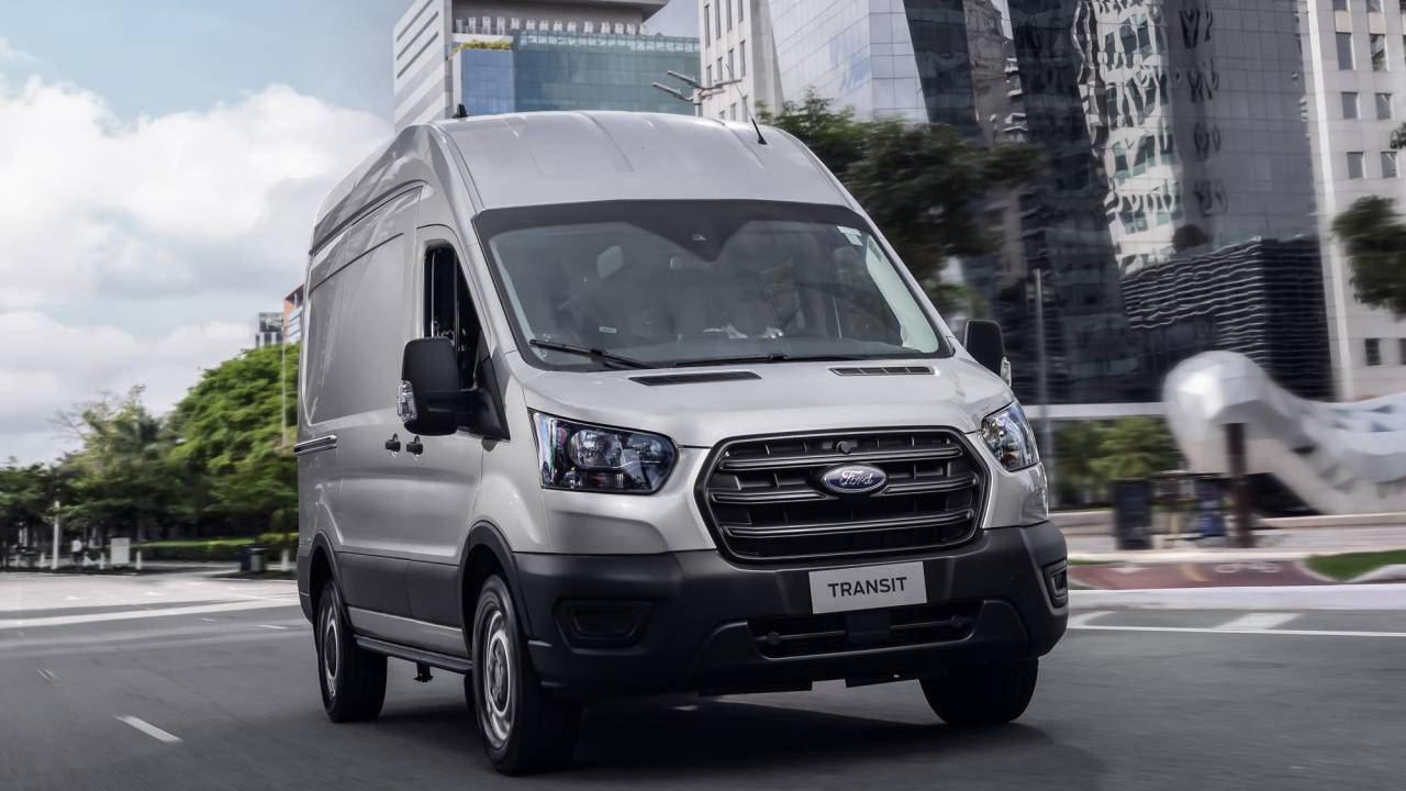 Transit Furgão AUTOMÁTICO