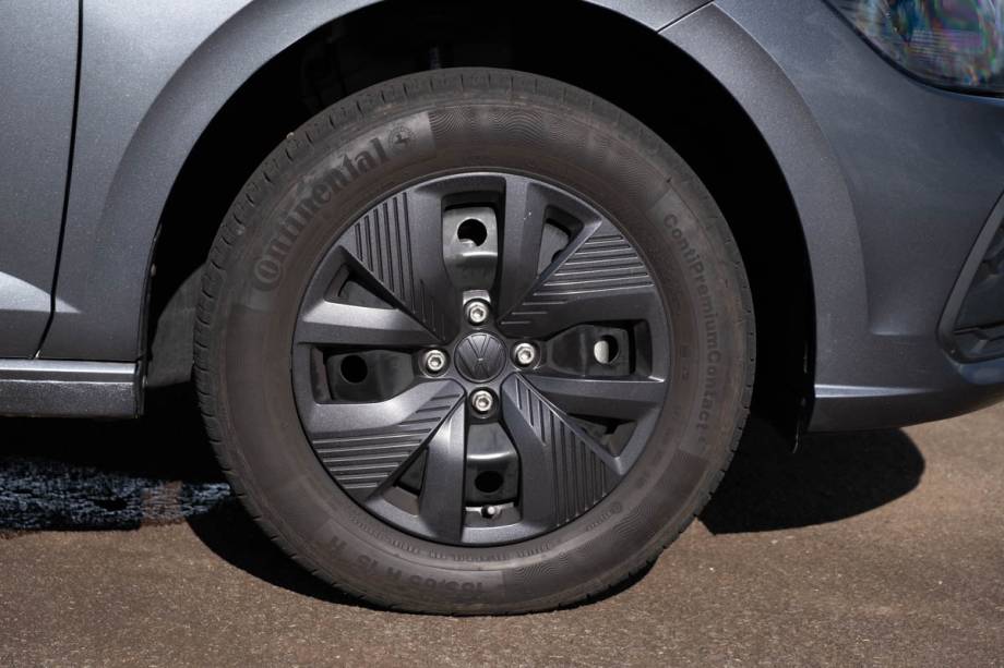 Rodas só têm quatro furos Rodas só têm quatro furos