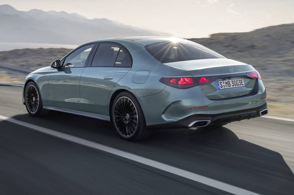 Mercedes-Benz E-Class Saloon (BR 214), 2023 Mercedes-Benz Classe E