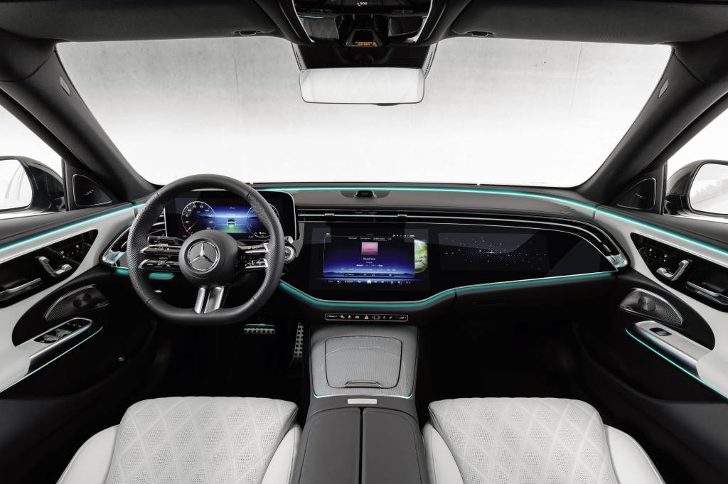 Mercedes-Benz E-Class Saloon (BR 214), 2023 Mercedes-Benz Classe E