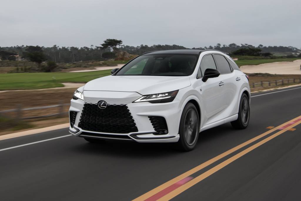 RX_UltraWhite_FSPORT_7431 Lexus RX 500h