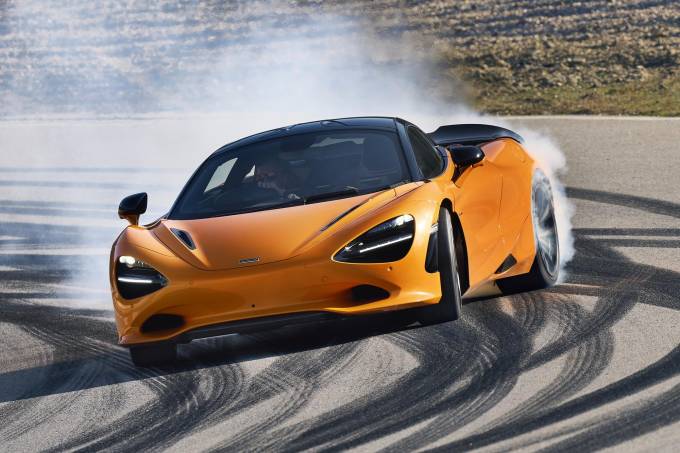 mclaren_750s_coupe_29