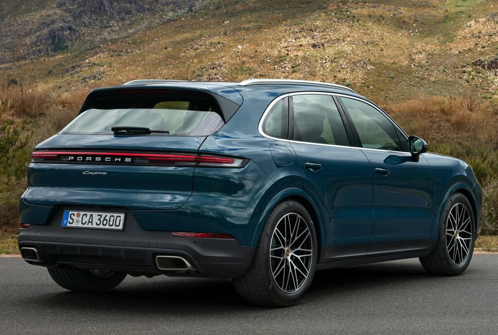 porsche_cayenne_918_013a037f072c04d3 Porsche Cayenne 2024