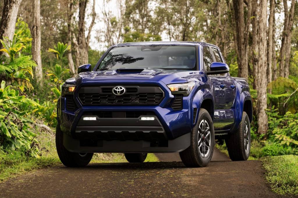 2024_Toyota_Tacoma_TRD_Sport_003-scaled 2024_Toyota_Tacoma_TRD_Sport_003-scaled