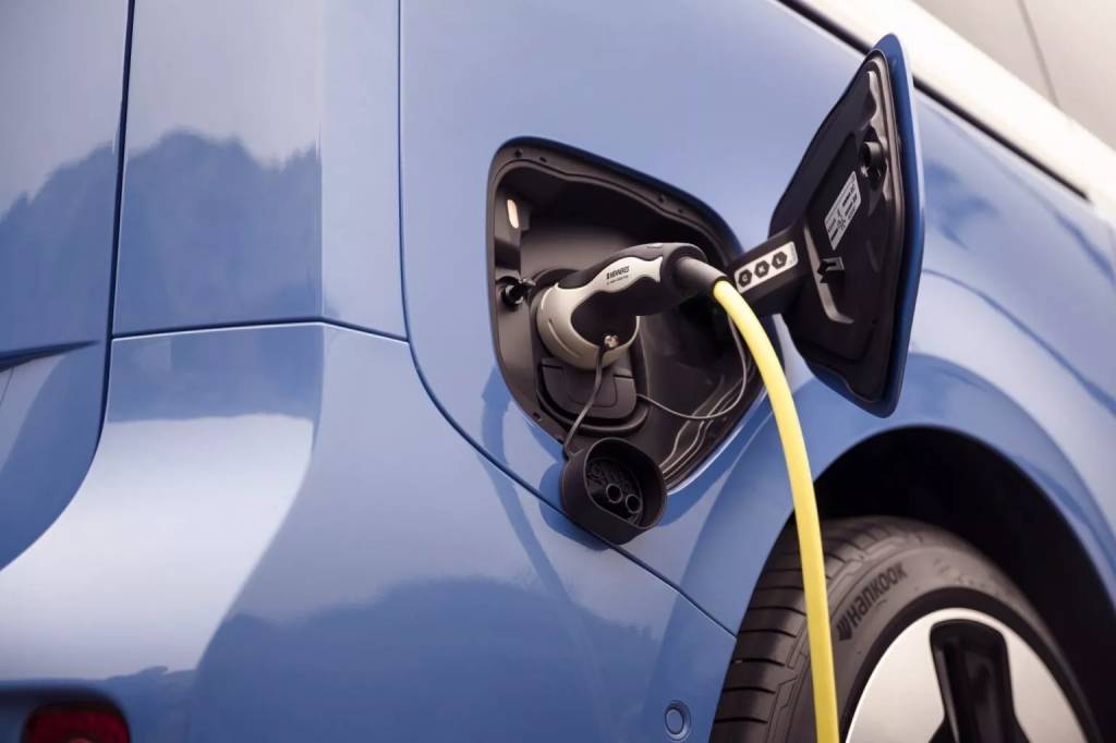 2024-Volkswagen-ID-Buzz-3-Row-North-American-Spec-19-1536×1024 2024-Volkswagen-ID-Buzz-3-Row-North-American-Spec-19-1536x1024