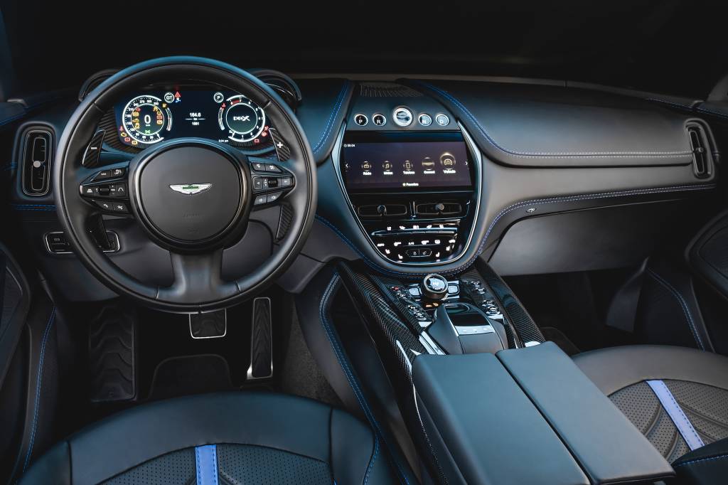 Aston Martin DBX707 2024 (11) Aston Martin DBX707 2024