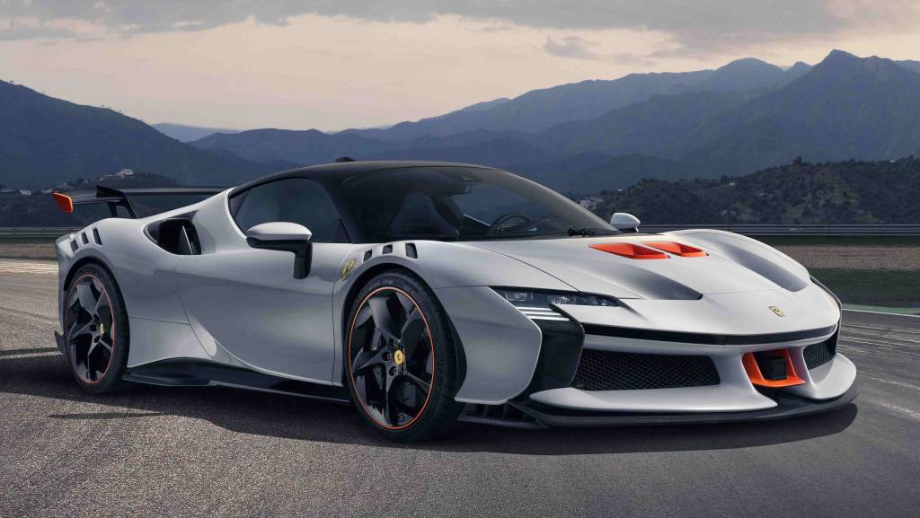 Ferraris com motor híbrido já vendem mais que as a combustão