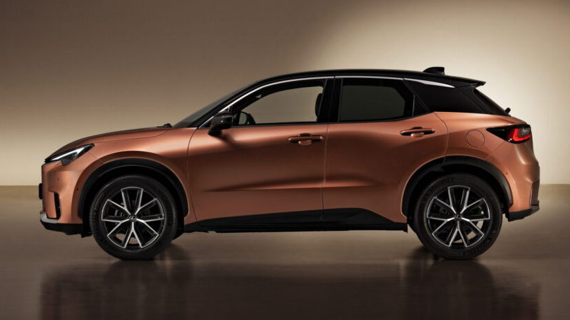 https___www.carscoops.com_wp-content_uploads_2023_06_2024-Lexus-LBX-Cool-Sonic-Copper-Bitone-3-1024×659 lexus_lbx