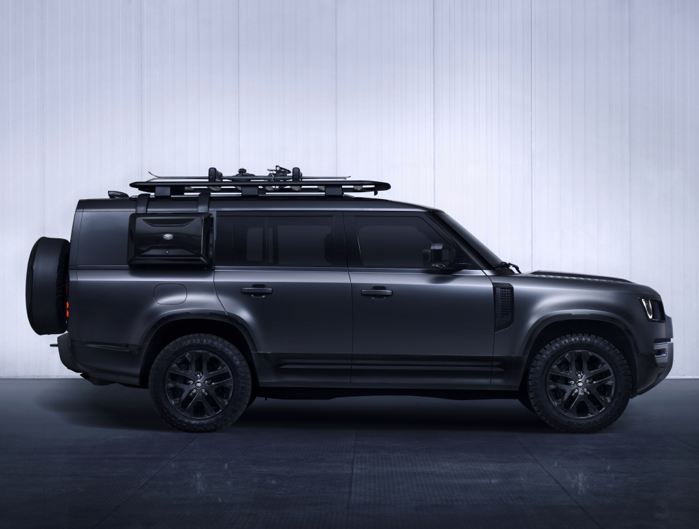 land_rover_defender_130_outbound_7_021600001c0e1537 Defender 130 Outbound