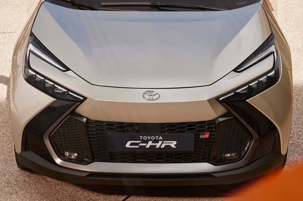 toyota_c-hr_phev_gr_sport_63 Toyota C-HR