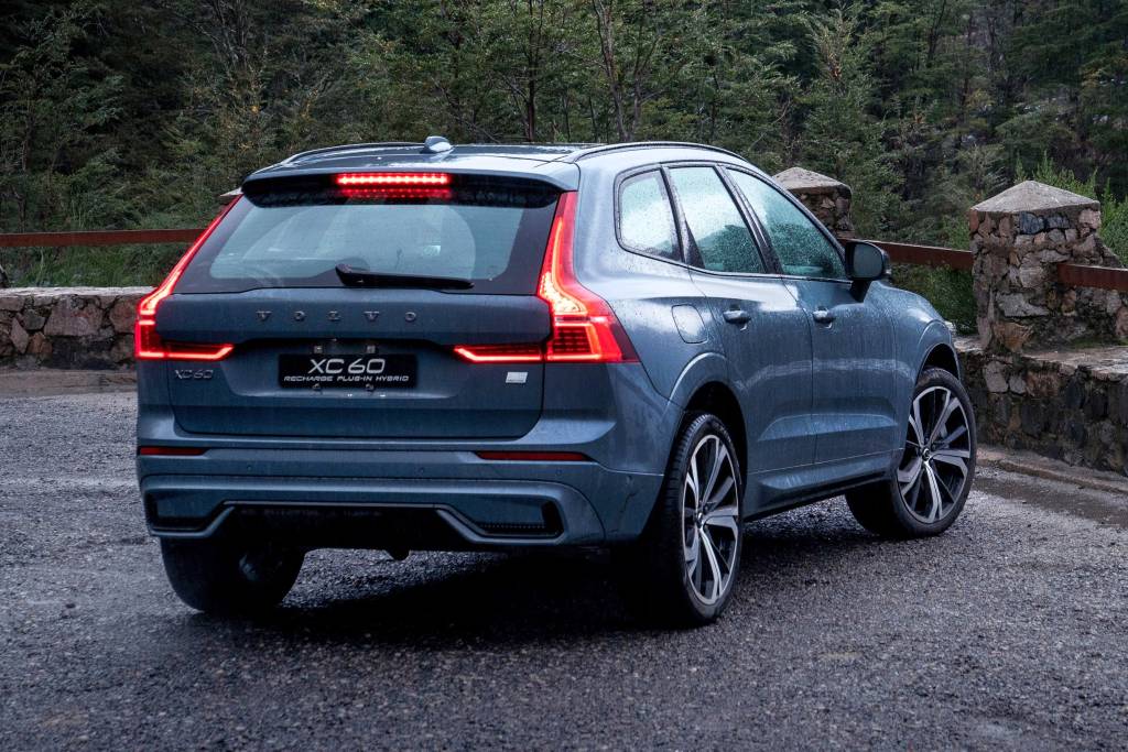302072_Volvo_XC60_-_Craft Volvo_XC60_2024