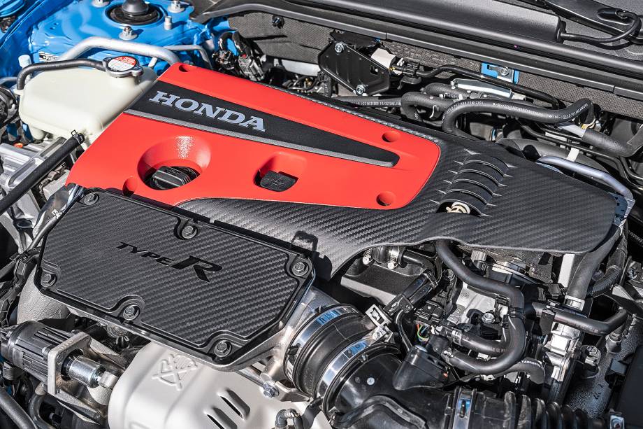 Motor 2.0 turbo do Civic é usado no Type R há 8 anos e nunca esteve tão fraco quanto na versão vendida no Brasil