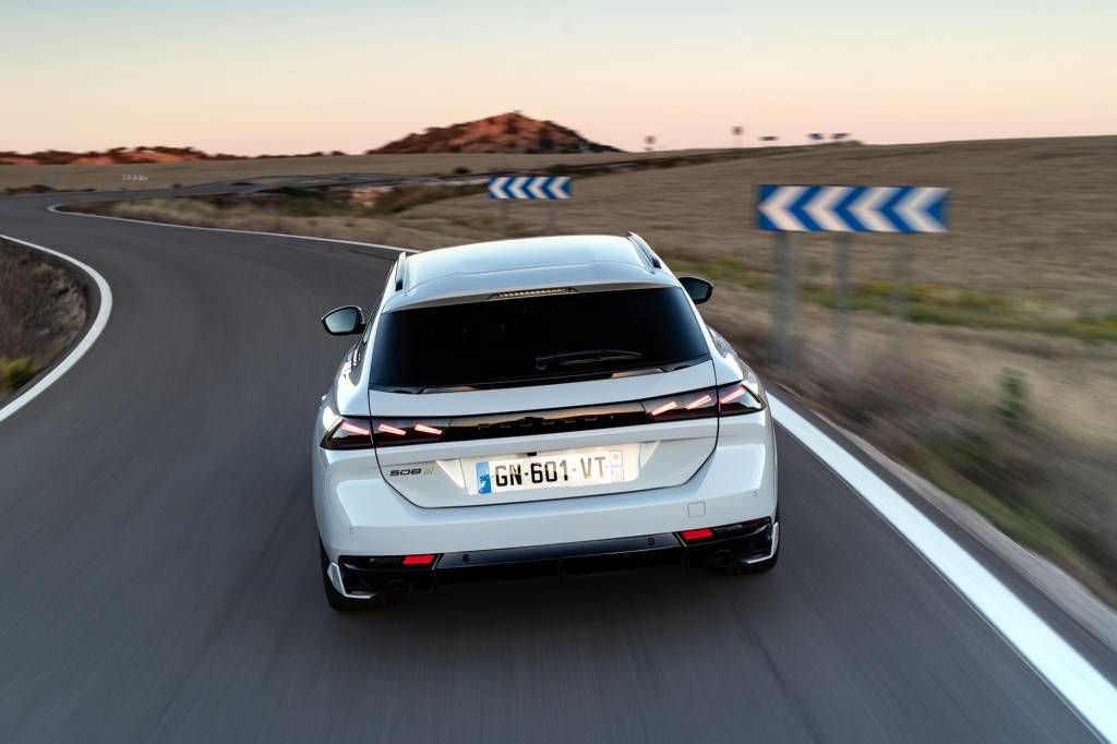 PEUGEOT_508 PSE SW 2024 (9) PEUGEOT 508 PSE SW 2024