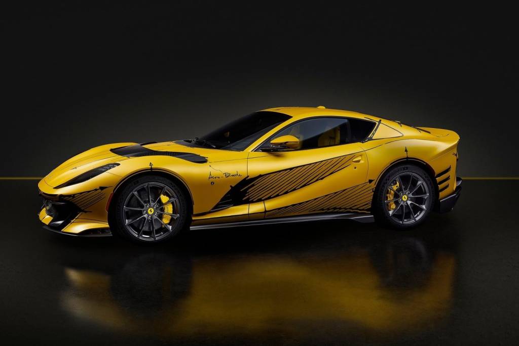 Ferrari-812_Competizione_Tailor_Made-2023-1600-02 Ferrari 812 Competizione Tailor Made