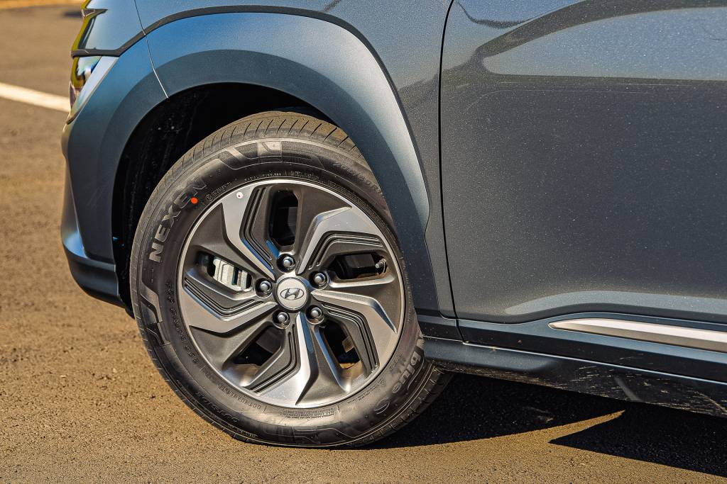 Hyundai Kona-03 Hyundai Kona