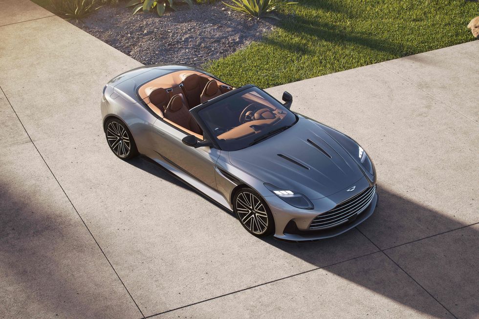 aston-martin-db12-volante-2-64d7a8b1a8438 Aston Martin DB12